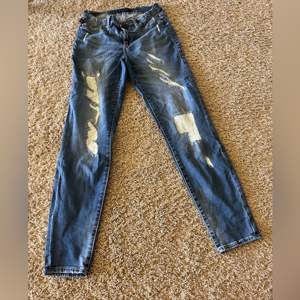 STYLISH PAIR OF Rock & Republic Women's Blue Jeans 🫨